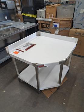 RET49812 - Cater-Cook CK8770 Stainless Steel Corner Table