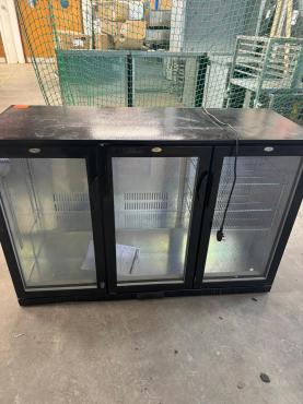 RET50536 - Cater-Cool CK0503LED Commercial Triple Hinged Door Bottle Cooler with LED Lighting. 900mm.